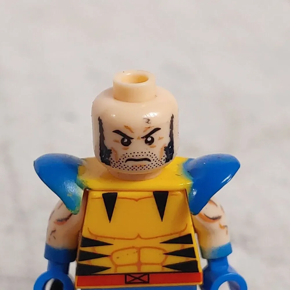 LEGO Marvel Series 2 Custom Wolverine - Collectible Minifigure 71039 - USED
